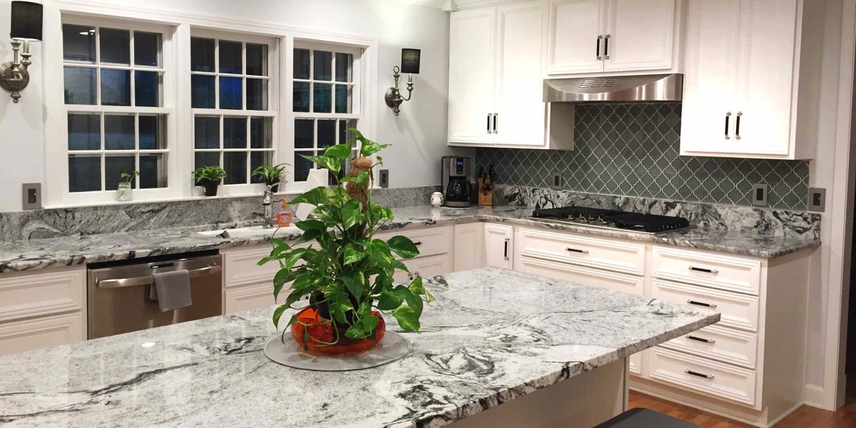 Stacks Image 2015813